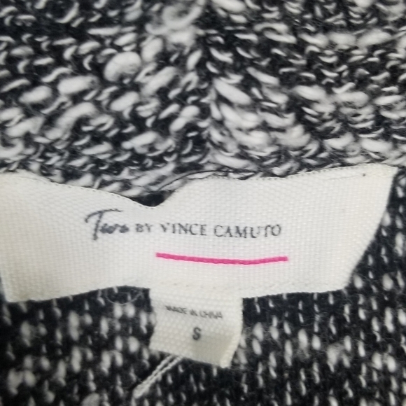 Two by Vince Camuto Drawstring Cowl Neck Flowy Sweater Shirt. Side Slits. Size S - Picture 8 of 8